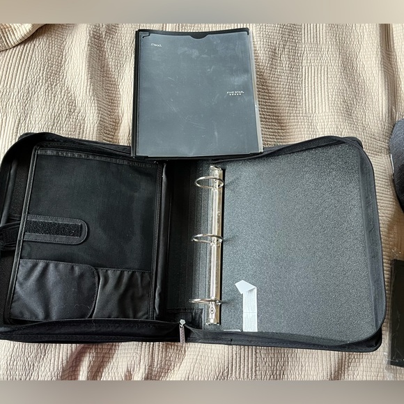 Five Star Folio - Picture 4 of 7